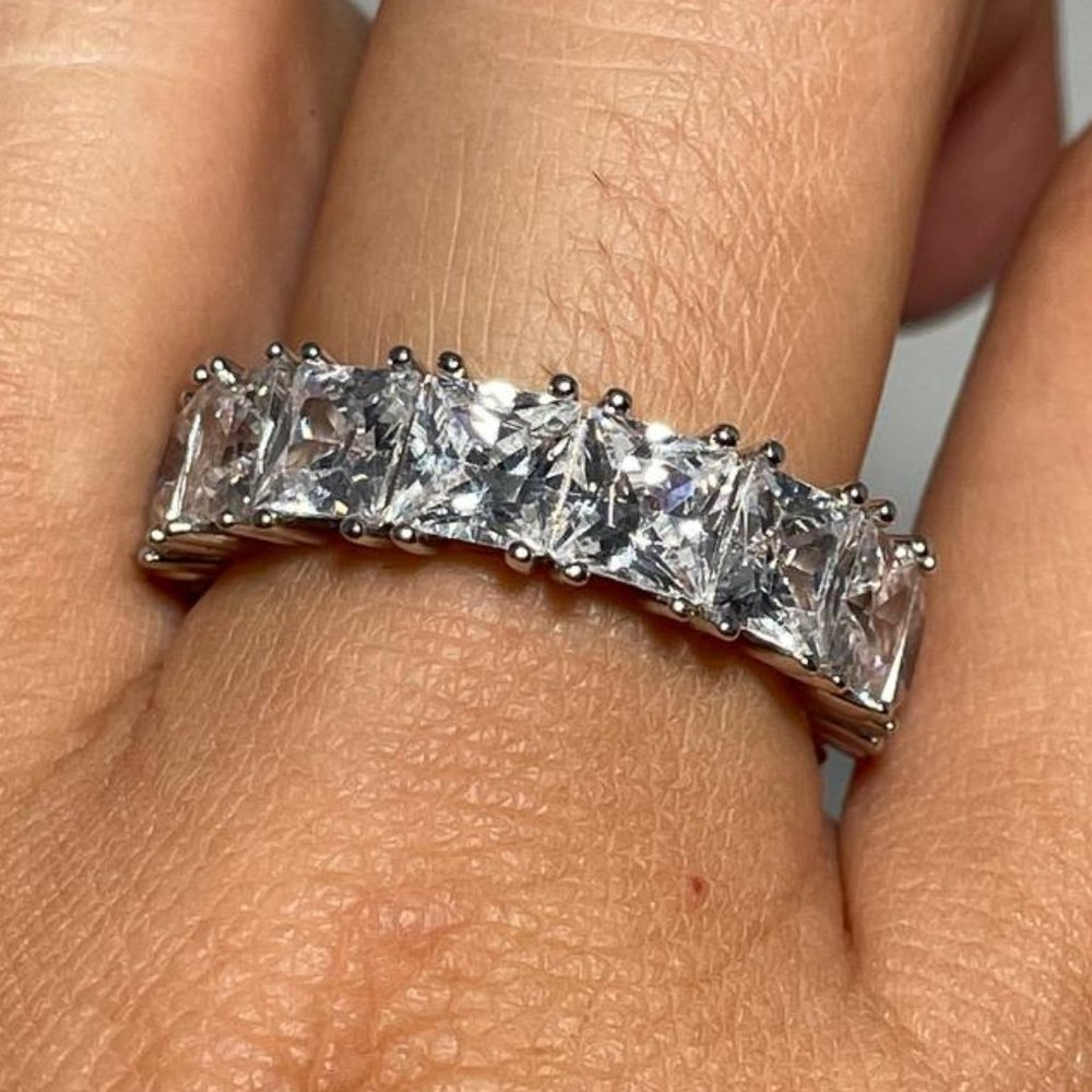 Women's Squared Eternity Band in Silver 925 Cubic Zirconia Crystals size 9